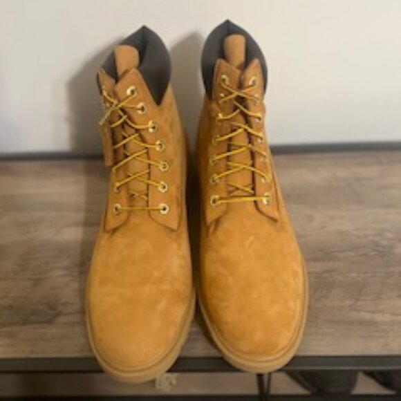 BRAND NEW IN THE BOX TiM's - Picture 3 of 3